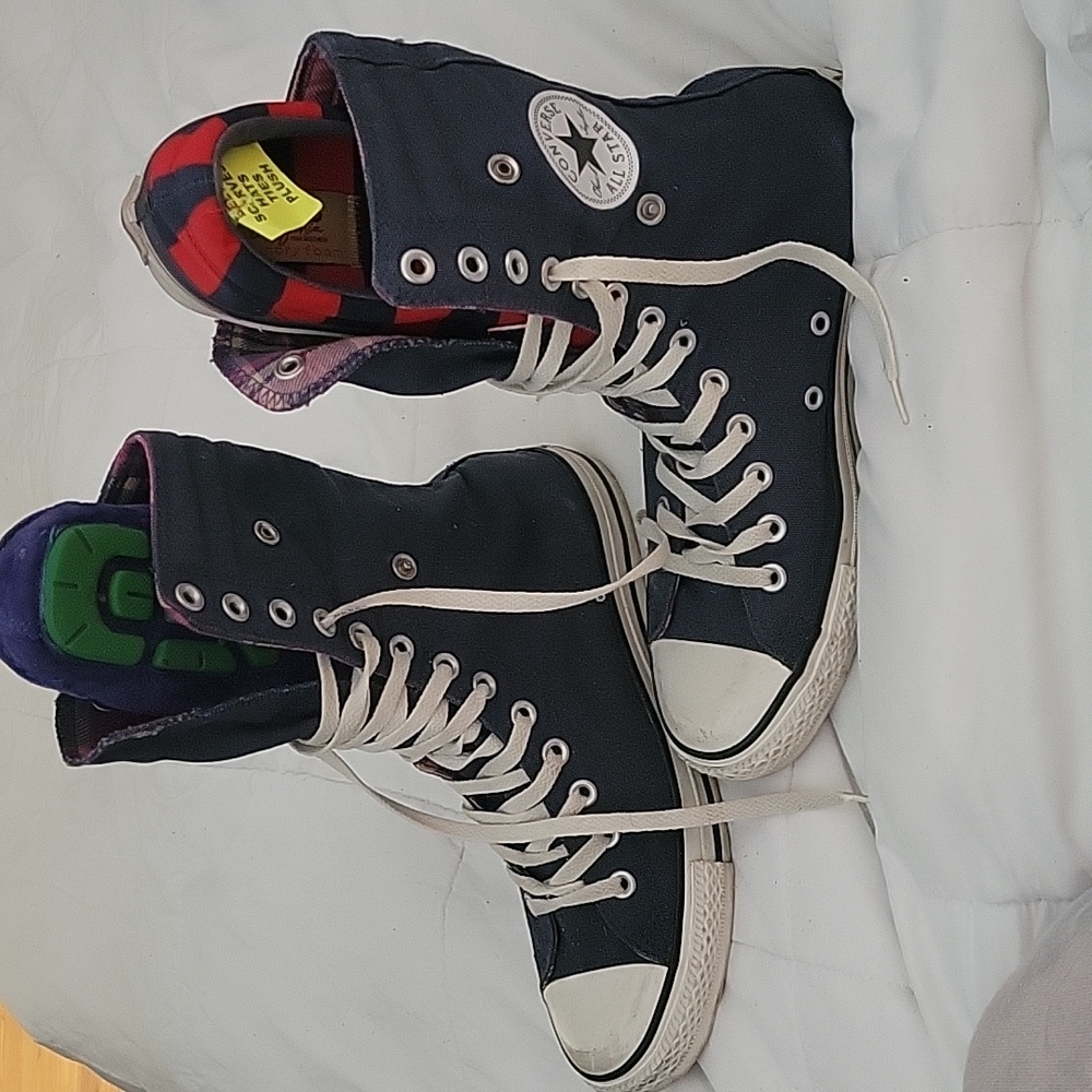 Women Converse size 9